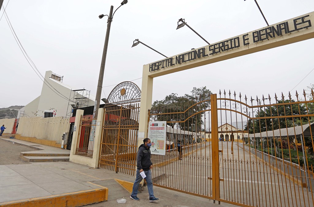 Obra pública en ejecución en el Perú
